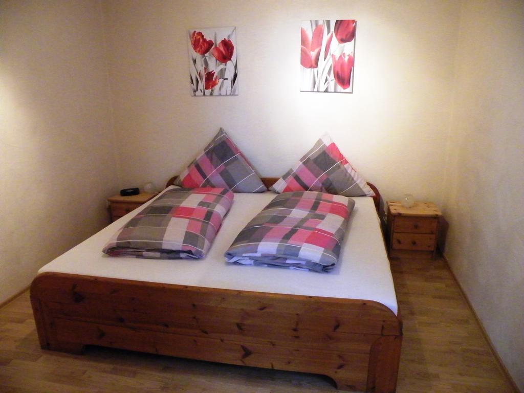Haus Bahlo - Ferienwohnungen Attendorn Quarto foto